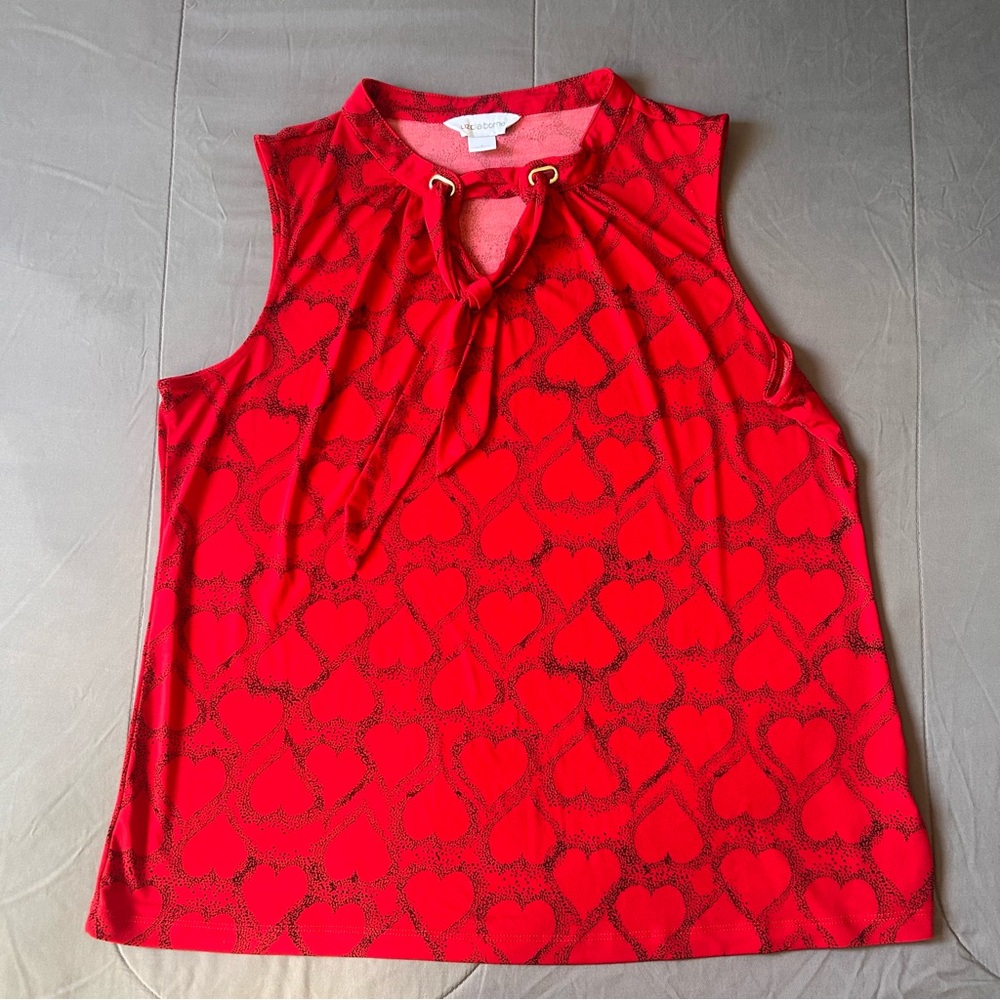 Liz Claiborne, red Hearts Print, sleevless top,‎ spandex polyester, size Large